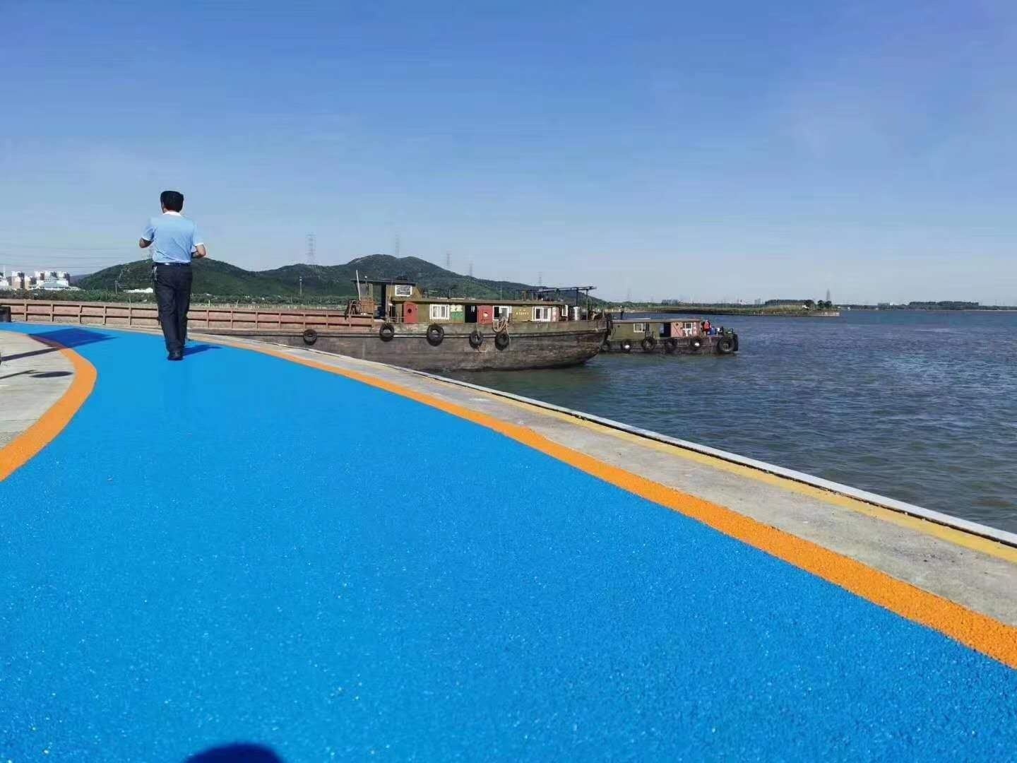 高溫天氣透水混凝土施工，我們不得不注意的事項(xiàng)有哪些呢？